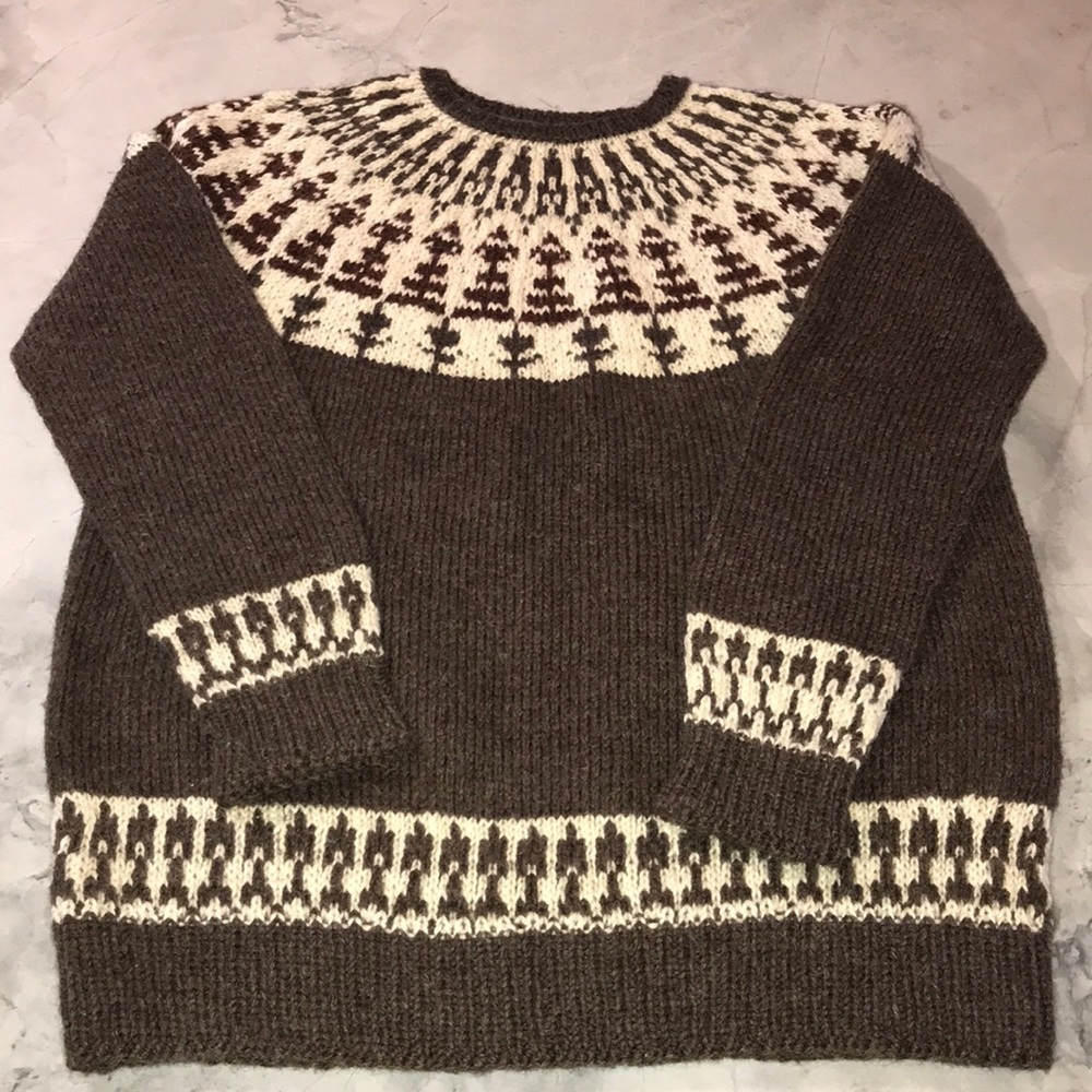 Handmade sweater 🌸 - Picture 2 of 6
